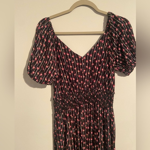 Ditsy Floral Dress - Picture 4 of 13